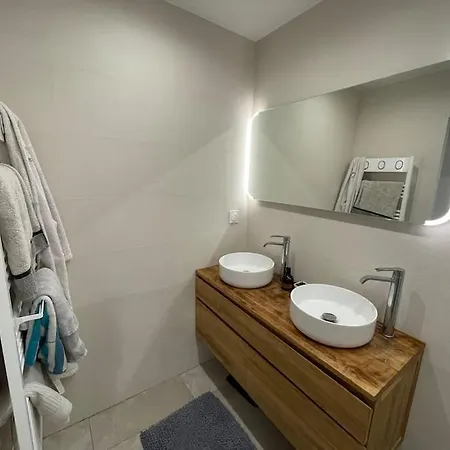 Dans Un Domaine Avec Piscine شقة موجا